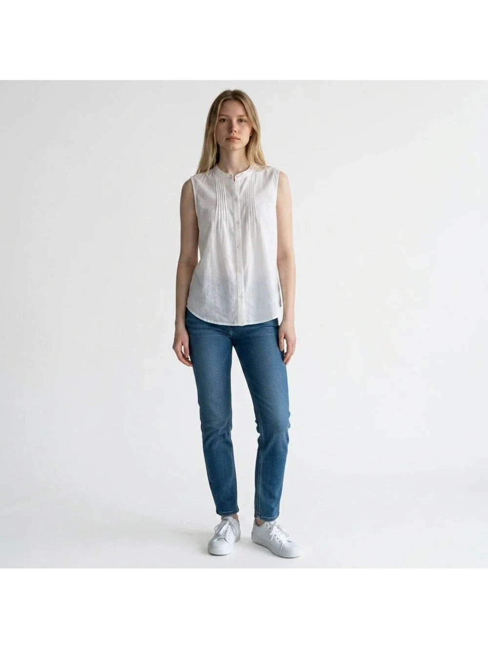 Old Navy Top Women M Medium White Button Up Sleeveless Wide Strap Cotton Casual